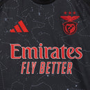 Benfica 20242025 - Jersey alternate Benfica - Adidas Benfica - Liga Portugal - Copa de Portugal - Champions League - Diseño moderno - Detalles únicos - White - Red - Black - Gola redonda - Escudo del Benfica - Logo de Adidas - 50 anniversary - Historia del club - Identidad del club - Tecnologías innovadoras - Confort - Rendimiento.