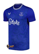 Everton - 2024-25 - Everton - Fútbol - Premier League - Blue - White - Castore - Stake - Diseño - Temporada - Jersey home - Club - Estadio - Jugadores - Moda - Estilo - Comprar - Jerseys de fútbol - Venta - Última colección - Moda deportiva - Ashley Young - Dominic Calvert-Lewin - Jarrad Branthwaite - Amadou Onana