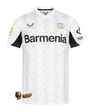 - Bayer - 04 - Leverkusen - Uniform - II - 2024-2025 - Castore - White - Rayas - Zigzag - Gray - Claro - Frente - Fútbol - Bundesliga - Champions - League - Ropa - Deportiva - Fanáticos - Fútbol - Germany - Compra - Online. JERSEY