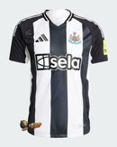 Newcastle United - 2024-25 - Newcastle - Fútbol - Premier League - White - Black - Adidas - Diseño - Temporada - Jersey home - Club - Estadio - Jugadores - Moda - Estilo - Comprar - Jerseys de fútbol - Venta - Última colección - Moda deportiva