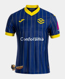 Hellas Verona - 2024-25 - Hellas Verona - Fútbol - Serie A - Blue - Yellow - Joma - Diseño - Temporada - Jersey home - Club - Estadio - Jugadores - Moda - Estilo - Comprar - Jerseys de fútbol - Venta - Última colección - Moda deportiva
