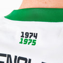 Borussia Mönchengladbach - 2024-2025 - Jersey Borussia Mönchengladbach - Uniform Borussia Mönchengladbach - Puma Borussia Mönchengladbach - Diseño moderno - Black - White - Green - Red - Bundesliga - Copa de Germany - Champions League - Away kit - Patrón gráfico - Identidad del club - Gola redonda - Escudo del club - Logo de Puma - Sponsor Postbank - Tecnologías innovadoras - Confort - Rendimiento.
