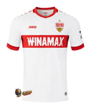 Stuttgart - 2024/2025 - Jersey Stuttgart - Jersey home Stuttgart - Uniform Stuttgart - Jako Stuttgart - Diseño clásico - Red and white - Rayas verticales - Bundesliga - Copa de Germany - Gola redonda - Escudo del club - Logo de Jako - Sponsor Mercedes-Benz - Tecnologías innovadoras - Confort - Rendimiento.