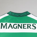 Celtic FC 2024/2025 - Jersey Celtic - Uniform home Celtic - Adidas Celtic - Scottish Premiership - Copa de Scotland - Champions League - Diseño clásico - Diseño moderno - Green - White - Gola redonda - Escudo del Celtic FC - Logo de Adidas - Historia del club - Innovación de Adidas - Tecnologías innovadoras - Confort - Rendimiento.