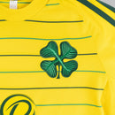 Celtic FC 2024/2025 - Jersey alternate Celtic - Adidas Celtic - Scottish Premiership - Copa de Scotland - Champions League - Diseño moderno - Detalles únicos - Black - Green - White - Gola redonda - Escudo del Celtic FC - Logo de Adidas - Historia del club - Identidad del club - Tecnologías innovadoras - Confort - Rendimiento.