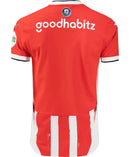 PSV 2024/2025 - Jersey PSV - Uniform home PSV - Puma PSV - Eredivisie - Diseño clásico - Diseño moderno - Red - White - Gola redonda - Escudo del PSV - Logo de Puma - Historia del club - Innovación de Puma - Tecnologías innovadoras - Confort - Rendimiento.