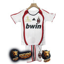 MILAN II 07/08 FINAL UCL (RETRO) KIDS KIT