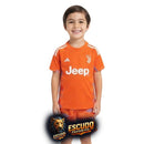 JUVENTUS GOALKEEPER 26/27 KIDS KIT