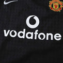 MANCHESTER UNITED BLACK III 03/04 KIDS KIT (RETRO)